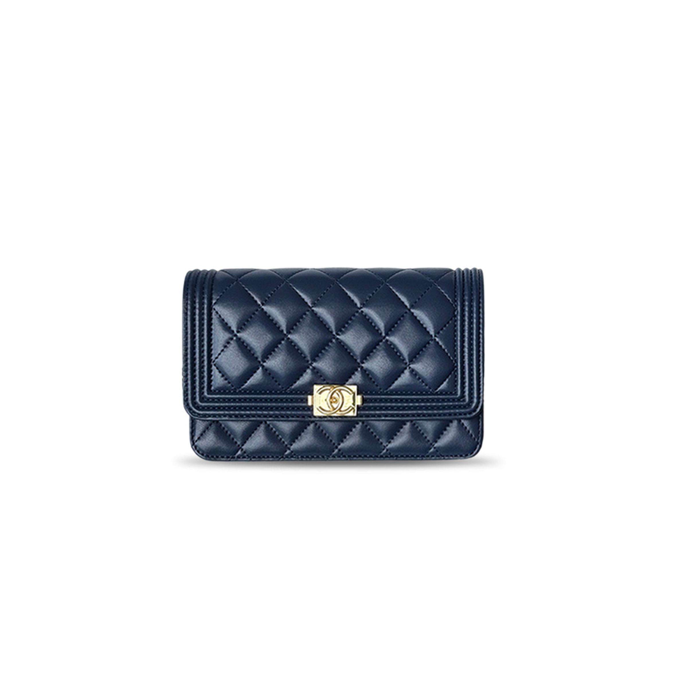 CHANEL WALLET ON CHAIN  GOLD HARDWARE (19*12.5*3.5cm)